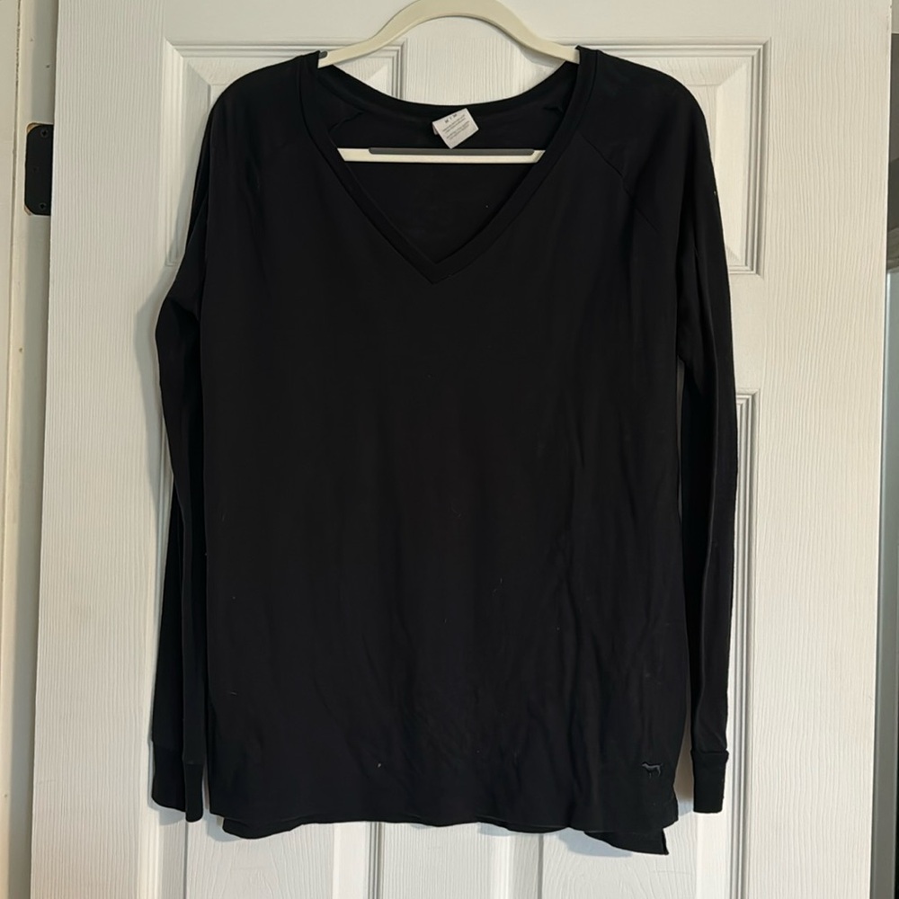 Black loose fit v neck PINK long sleeve tshirt
